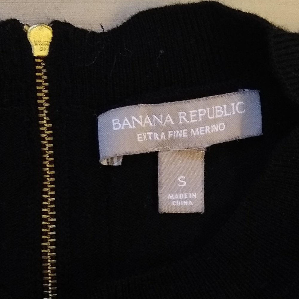 EUC Banana Republic Merino Wool Back Zip Sweater S - Picture 4 of 5